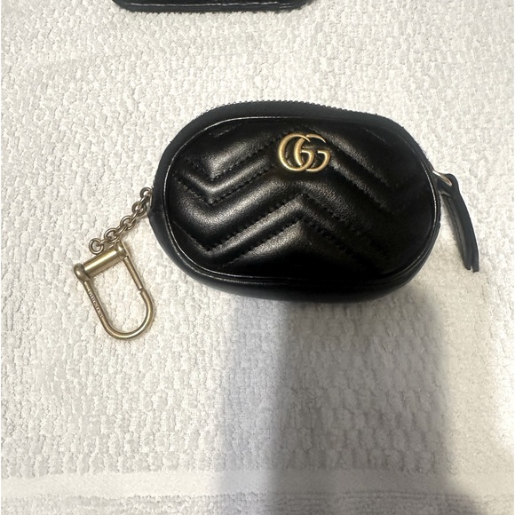 Gucci Accessories - Gucci keychain